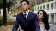 The leading couple of the drama (Image via JTBC)